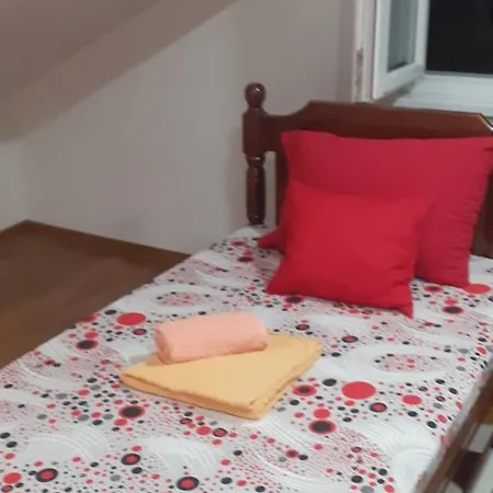 Vanja Apartment *